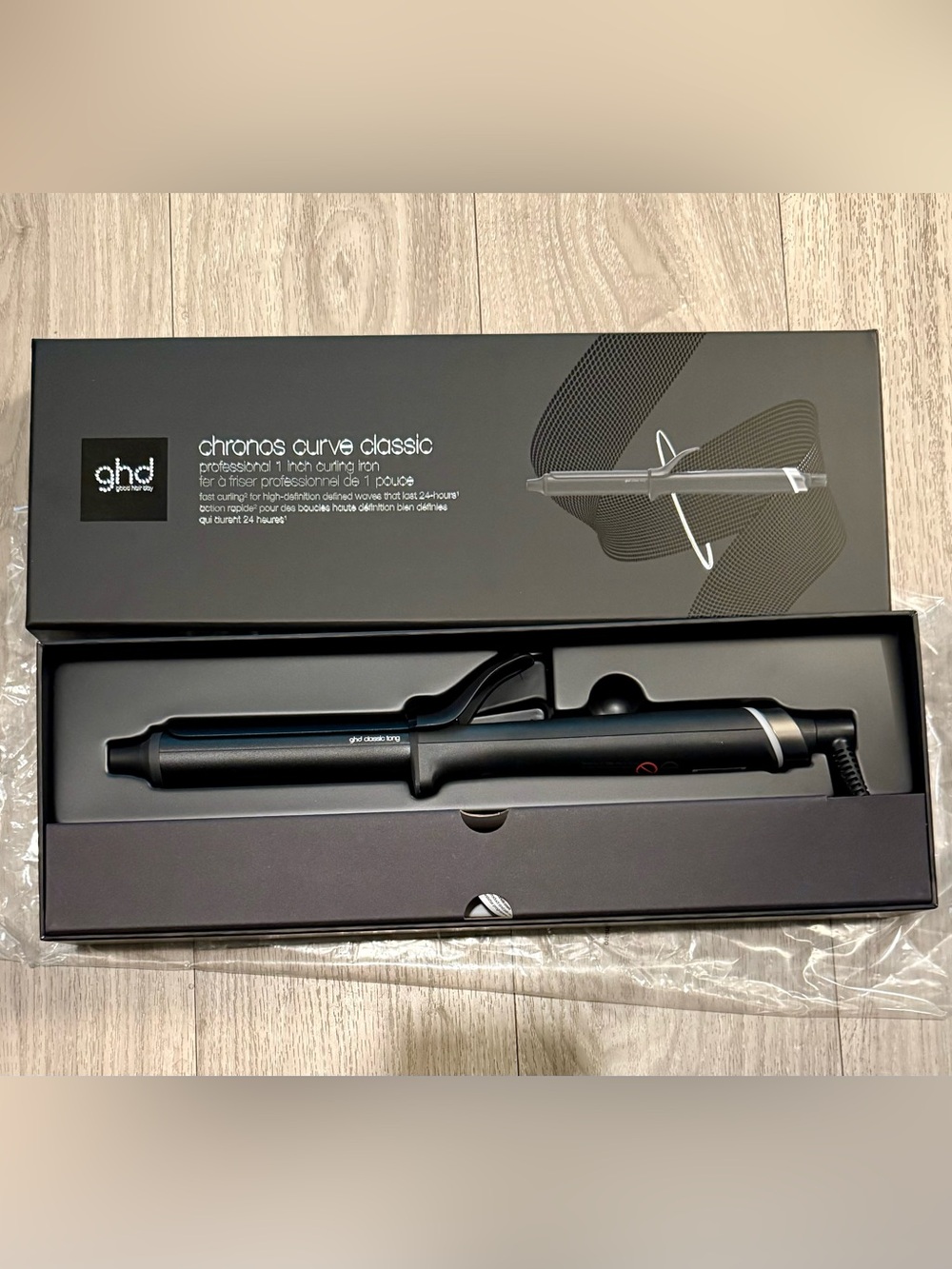 ghd classic curling iron in matte black